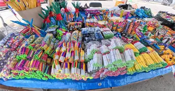 Aseguran m&aacute;s de 100 kg de pirotecnia clandestina en la capital