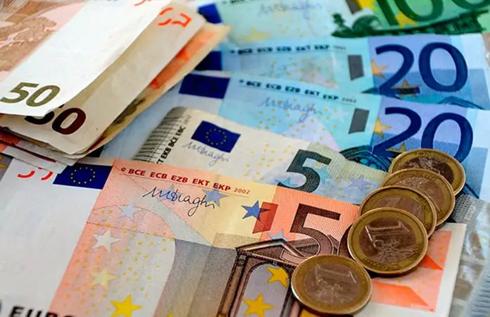Euro, al alza por expectativas del fin de la guerra