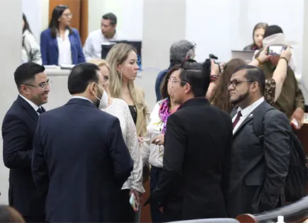 Diputadas y diputados se llevaron Navidad de 323 mil pesos c/u