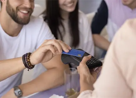 Qu&eacute; se necesita para sacar una tarjeta de cr&eacute;dito: requisitos esenciales y ventajas de tener una