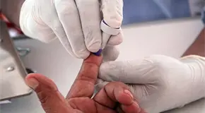 Eligen a M&eacute;xico para programa piloto de autopruebas de VIH