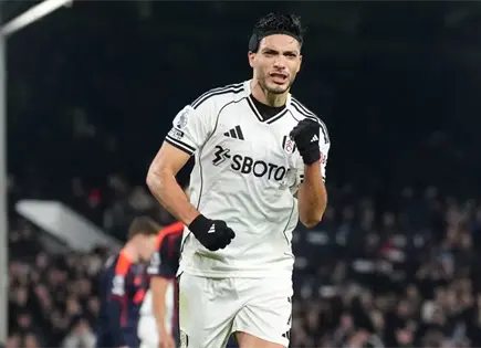 Fulham ya busca otro goleador y el futuro de Ra&uacute;l Jim&eacute;nez entra en duda