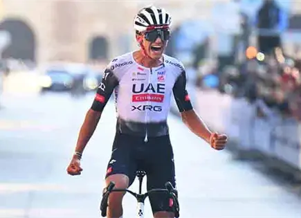 Isaac del Toro comienza la Temporada 2026 ganando