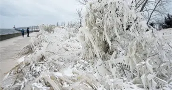 Nevadas colapsan el noreste de EEUU