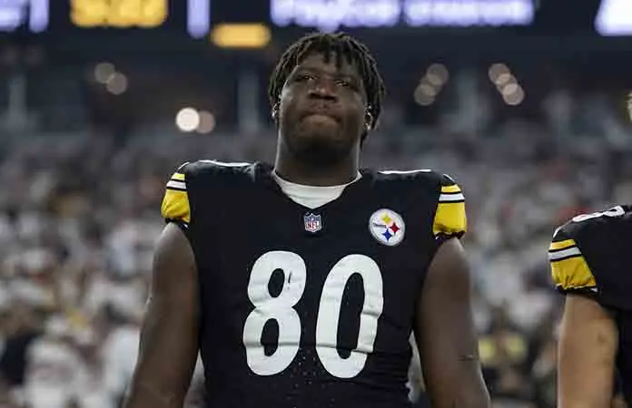 Pittsburgh pierde a Darnell Washington