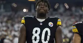 Pittsburgh pierde a Darnell Washington