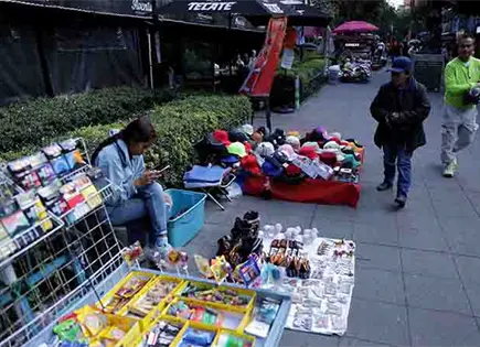 Comercio ambulante desborda la Zona Rosa