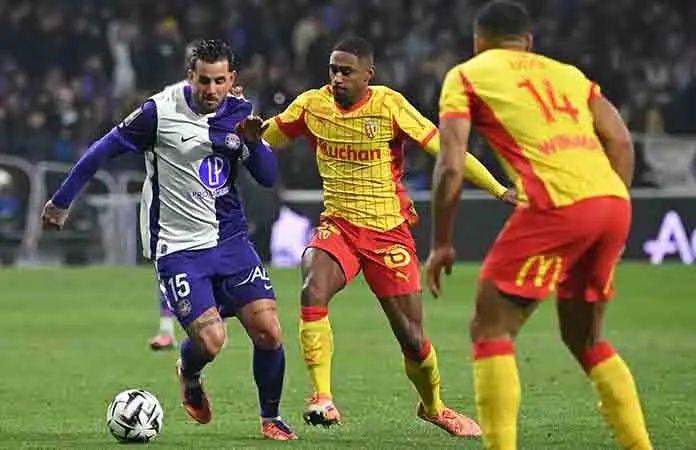 El Lens pasa la presión al PSG