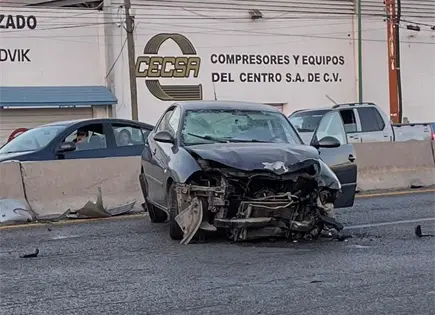 Muere mujer tras choque en la carretera a Río Verde Muere mujer tras choque en la carretera a Río Verde
