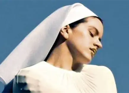 Rosal&iacute;a lidera listas con Lux