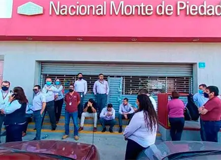 STPS plantea soluci&oacute;n a huelga en Monte de Piedad
