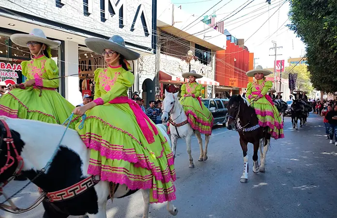 Cabalgata en honor al Señor de Matehuala