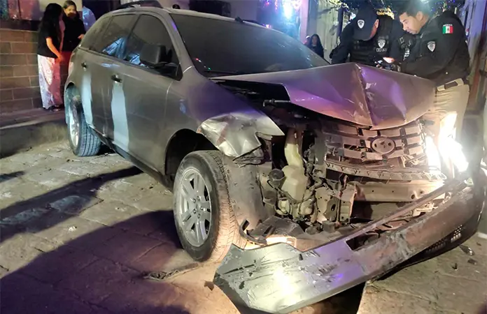 Cafre ebrio, choca siete vehículos en la zona centro