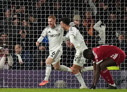 Empate 2-2 entre Liverpool y Fulham por gol tard&iacute;o