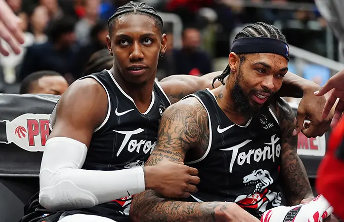 Raptors aplastan a los Hawks en el último cuarto