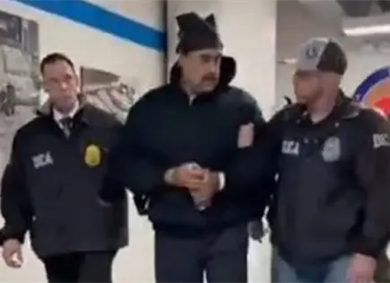 Abogado de Julian Assange defender&aacute; a Maduro