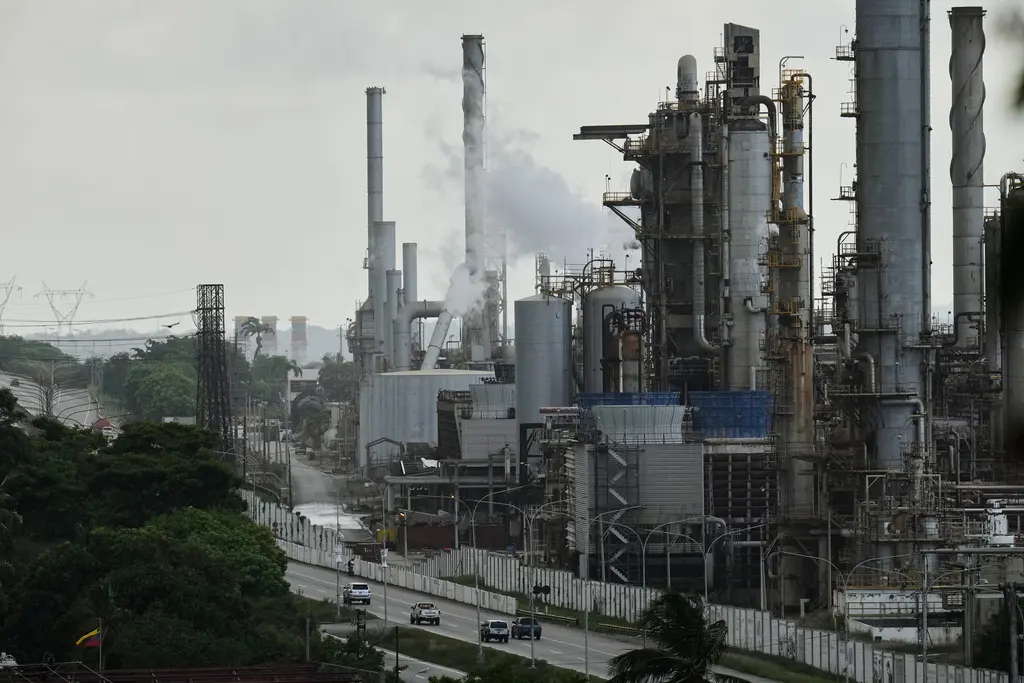 Acciones petroleras se disparan por intervención de EEUU en Venezuela