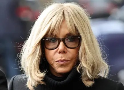 Condenados por ciberacoso a primera dama en juicio de Par&iacute;s