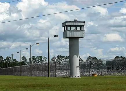 Esperan aprobación para centro de detención Esperan aprobación para centro de detención