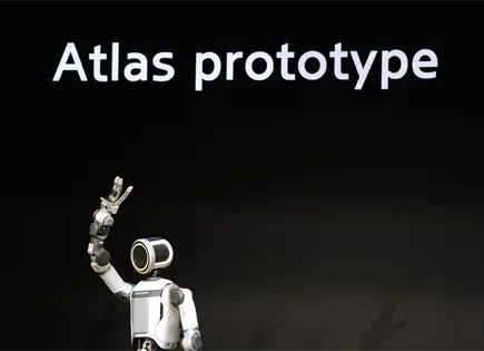 Hyundai presenta en CES el robot humanoide Atlas de Boston Dynamics