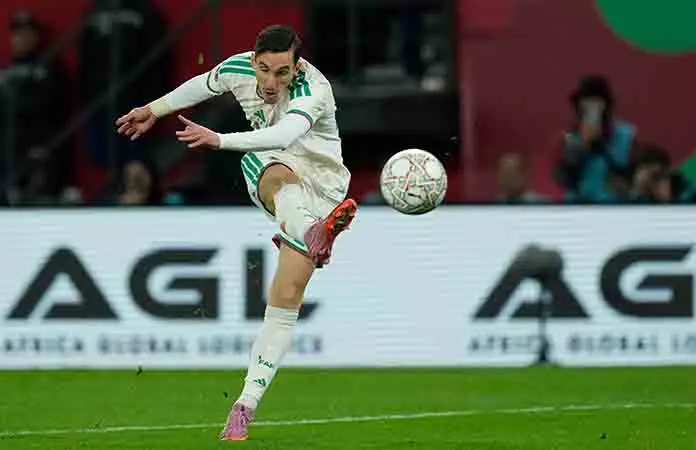 Argelia avanza a 4tos. de final