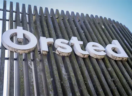 Desarrolladores de Energ&iacute;a E&oacute;lica Marina Demandan al Gobierno por Suspensi&oacute;n de Proyectos