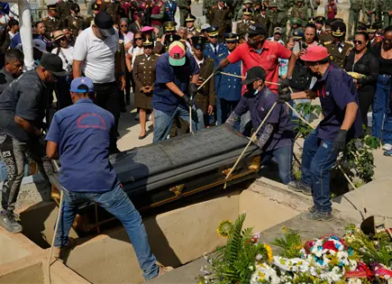 Funeral militar en Caracas por soldados fallecidos en ataque a Maduro Funeral militar en Caracas por soldados fallecidos en ataque a Maduro