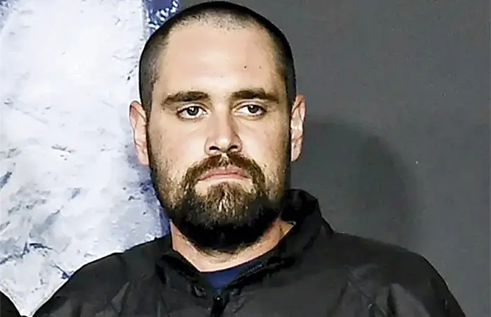 NICK REINER RETIRADO DE LA VIGILANCIA