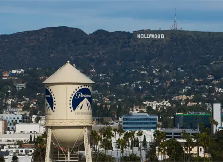 Warner Bros rechaza oferta de Paramount y se inclina por Netflix