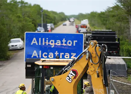 Revelan acuerdo de reembolso federal para centro de detenci&oacute;n de inmigrantes en Florida