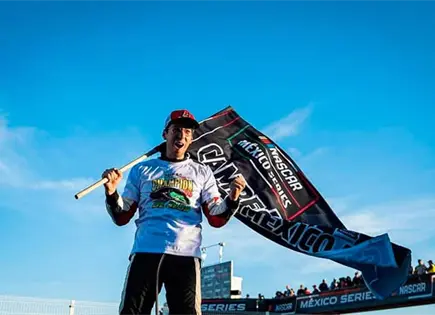 Pilotos potosinos brillaron en 2025