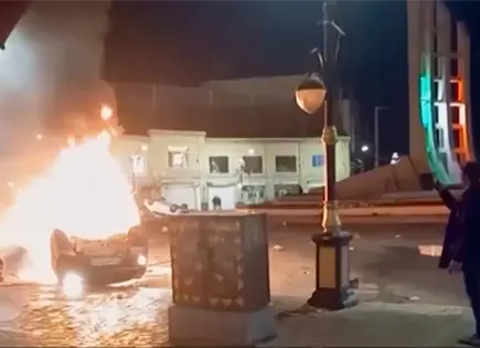 Protestas en Ir&aacute;n cumplen dos semanas