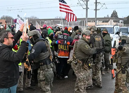 Protestas en Minneapolis por tiroteo de agente federal