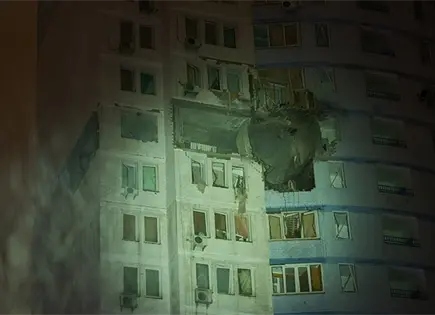 Incendia Ucrania un dep&oacute;sito de petr&oacute;leo ruso