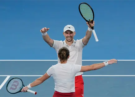 Polonia se clasifica para la final de la United Cup tras vencer a Gauff y Harrison