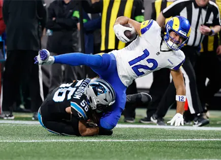 Rams de Los &Aacute;ngeles ganan a Panthers con touchdown de Stafford