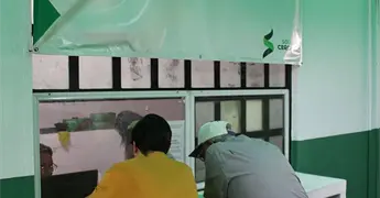 Recaudadoras no respetan horarios de atenci&oacute;n, denuncian