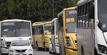 Sin respaldo, alza a $15 al transporte