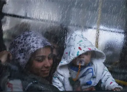 Cientos de desplazados vuelven a Alepo en Siria