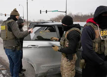 Protestas en Minneapolis por redada migratoria