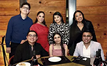 FESTEJAN A LAS ENFERMERAS EN SU DÍA FESTEJAN A LAS ENFERMERAS EN SU DÍA