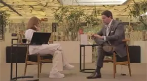 Publica Sabina Berman entrevista a Eduardo Ver&aacute;stegui