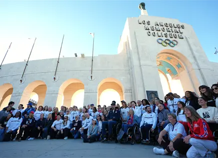 Atletas ol&iacute;mpicos se re&uacute;nen en el Coliseo de Los &Aacute;ngeles para los Juegos de 2028