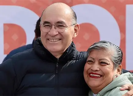 Cumple alcalde Galindo y entrega vialidad en la colonia Constituci&oacute;n