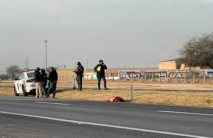 Hombre muere arrollado por un auto en Carr. ´57