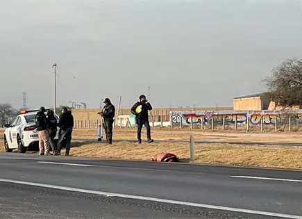 Hombre muere arrollado por un auto en Carr. &acute;57