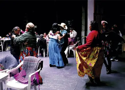 Motivos dedica programa a la vida barrial