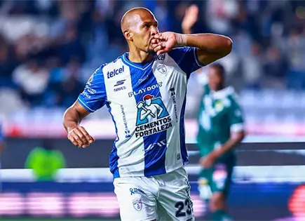 Pachuca consigue su primer triunfo