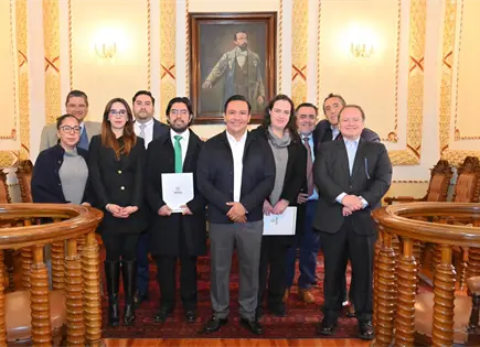 Toman protesta a nuevos notarios públicos en SLP Toman protesta a nuevos notarios públicos en SLP