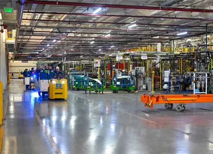 Gobierno ve respaldo industrial tras anuncio de GM